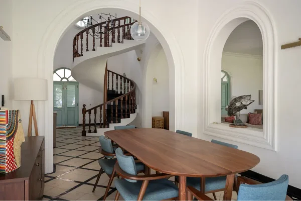 5. Main House - Living Area 3
