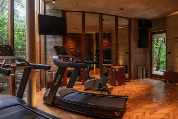 The Quarry - Gym (WCL) - Medium
